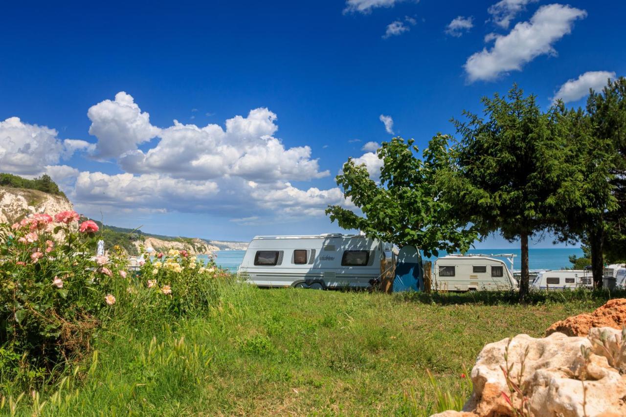 Camping Saint George Topola Eksteriør bilde